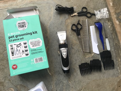 Paws rechargeable pet - go,